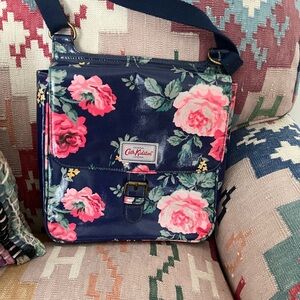 Cath Kidston floral crossbody with navy blue adjustable strap.   New